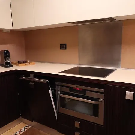 Luxury Flats Piazza Erbe, Floor 3 Apartment *