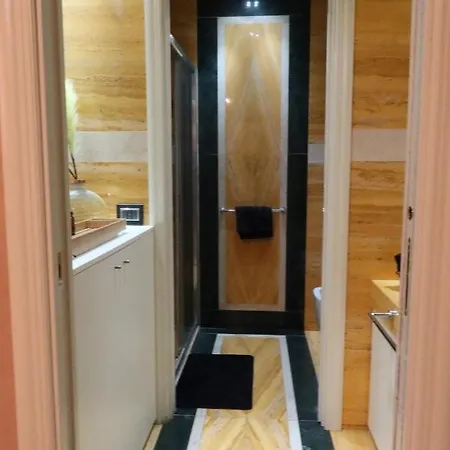 Apartment Luxury Flats Piazza Erbe, Floor 3 Verona