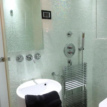 Luxury Flats Piazza Erbe, Floor 3 דירה