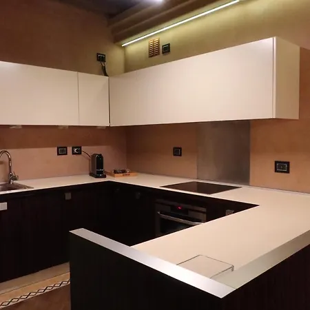 Luxury Flats Piazza Erbe, Floor 3 דירה *