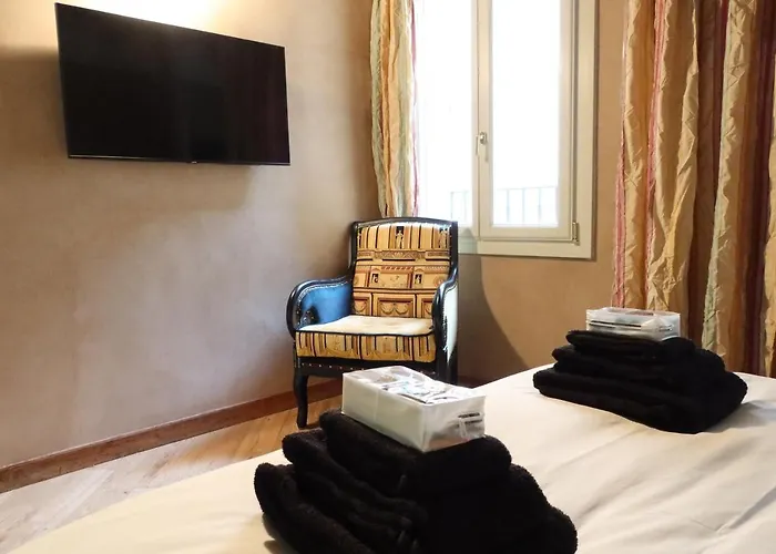 Lägenhet Luxury Flats Piazza Erbe, Floor 3 Verona